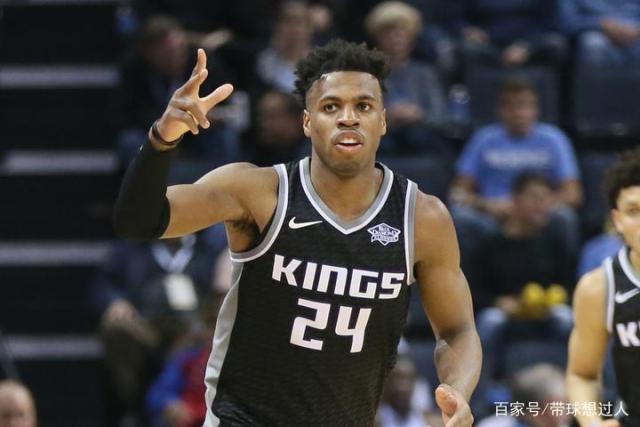 库里13分李凯尔8分 勇士擒灰熊3连胜排西部第2